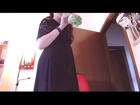 ❤️ En underdanig slave, der elsker beskidte og lækre trusser, er tvunget til at onanere efter at have set denne video! ️ Anal video at da.analpics.ru ️