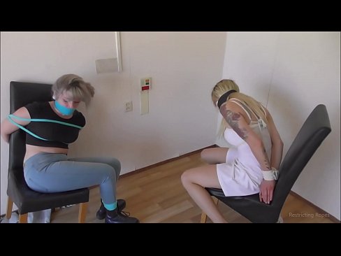 ❤️ Afhængig / bundet og kneblet / jomfru i nød ️ Anal video at da.analpics.ru ️